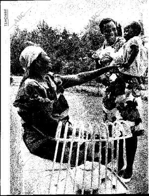 BLANCO Y NEGRO MADRID 20-01-1962 página 28