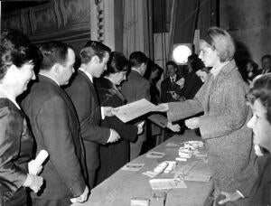 Un momento de la entrega de Diplomas y Medallas A los Donantes de sangre de la...