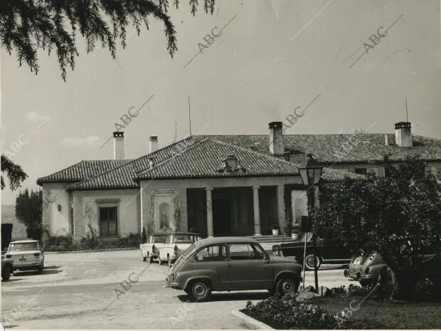 Una vista exterior del chalet del Club Puerta de Hierro - Archivo ABC