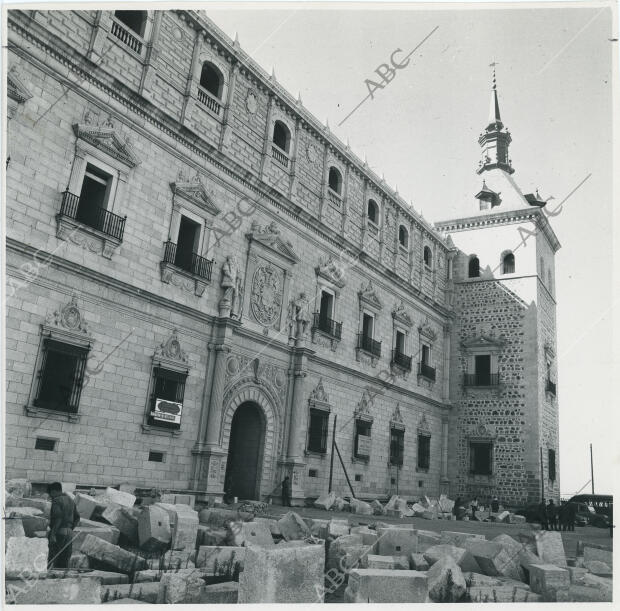 El Alcázar de toledo reconstruido