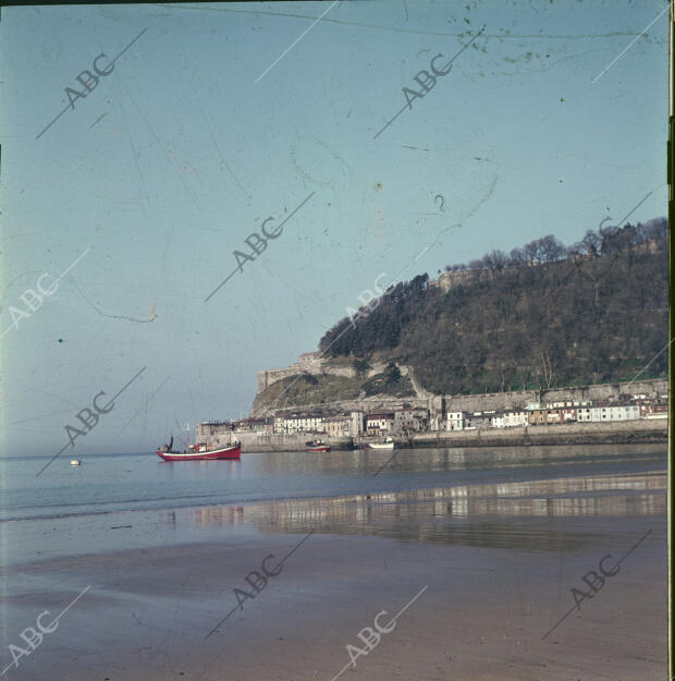 San Sebastián, marzo de 1964. Playa de la Concha