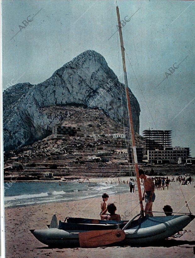 BLANCO Y NEGRO MADRID 25-07-1964 página 45