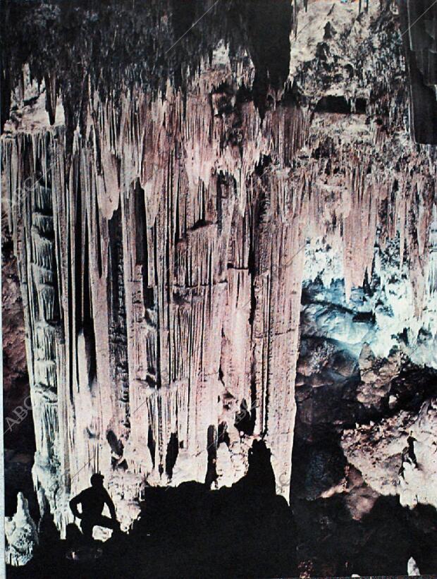 BLANCO Y NEGRO MADRID 22-08-1964 página 38