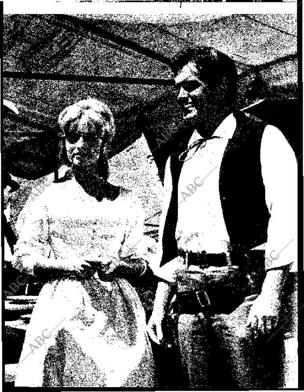 BLANCO Y NEGRO MADRID 22-08-1964 página 77