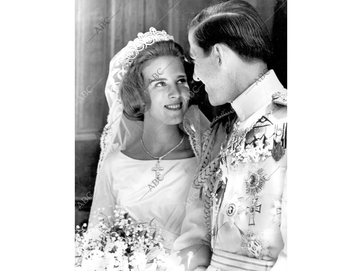 Constantino Y Ana María De Grecia
