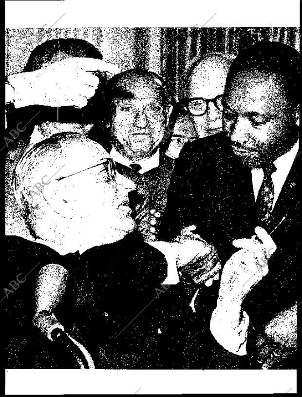 BLANCO Y NEGRO MADRID 26-09-1964 página 40