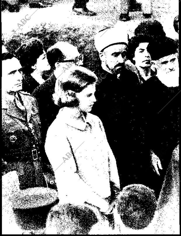 BLANCO Y NEGRO MADRID 31-10-1964 página 32