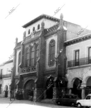 Vista del ayuntamiento de Coca (Segovia)