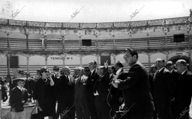 En la Imagen, durante su visita A la plaza de piedra de Ronda