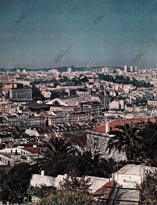 BLANCO Y NEGRO MADRID 17-04-1965 página 61