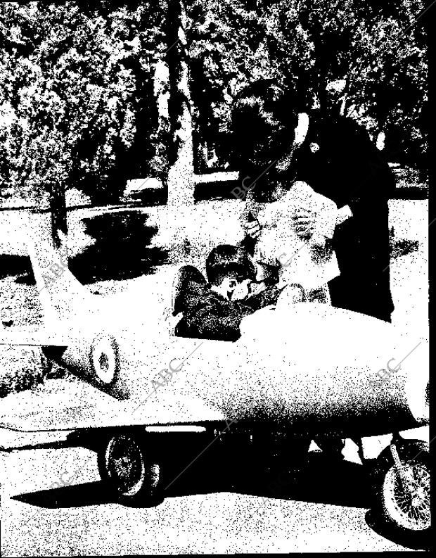 BLANCO Y NEGRO MADRID 26-06-1965 página 8