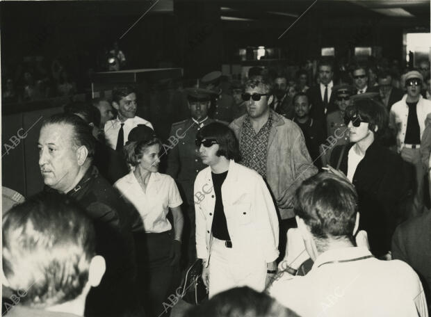 Los Beatles en Madrid. En la imagen, llegada a Madrid