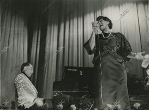 Ella Fitzgerald y Duke Ellington durante su actuación en Madrid
