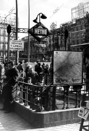 Entrada del metro de puerta del sol