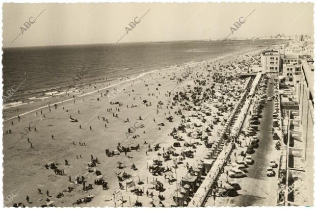 Vistas de la playa de la Victoria