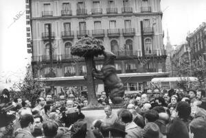 El cronista de la Villa, Federico Carlos Sáinz de Robles pronuncia unas Palabras...