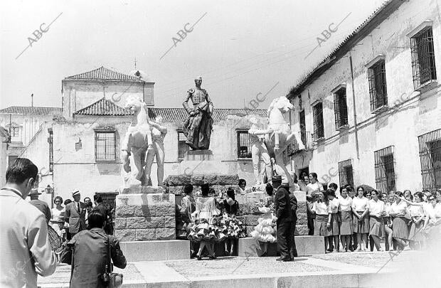 Inauguración, el día en que el diestro Habría cumplido 50 Años