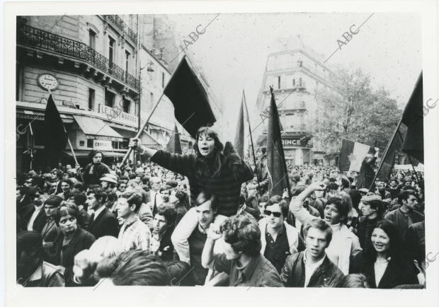 Estudiantes en una de las multitudinarias manifestaciones