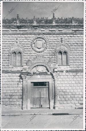 Fachada del palacio ducal de Cogolludo