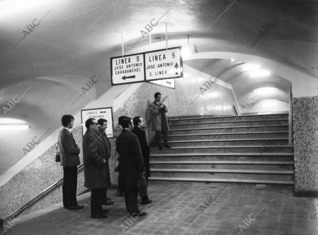 Los pasillos de la estación de José Antonio