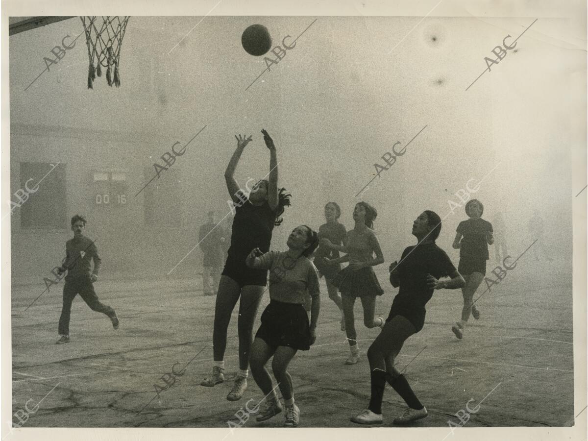 Partido de baloncesto femenino Archivo ABC Partido de baloncesto femenino Archivo ABC