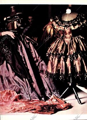 BLANCO Y NEGRO MADRID 10-07-1971 página 44