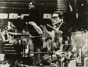 El compositor español Waldo de los Ríos, durante su concierto en el Royal Albert...