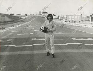 Ängel Nieto en la pista del cicuito del Jarama