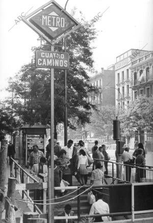 Salida del Metro de "Cuatro Caminos"