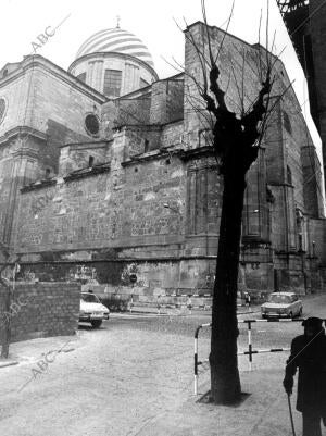 Vista parcial de la catedral de Yecla (Murcia)