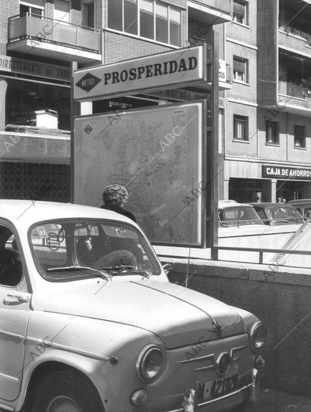 Salida del metro en la "Prosperidad"