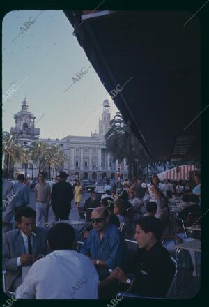 Terraza de un bar en la Plaza de San Juan de Dios