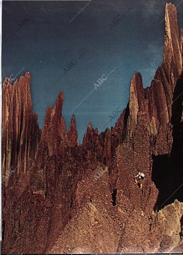 BLANCO Y NEGRO MADRID 10-08-1974 página 46