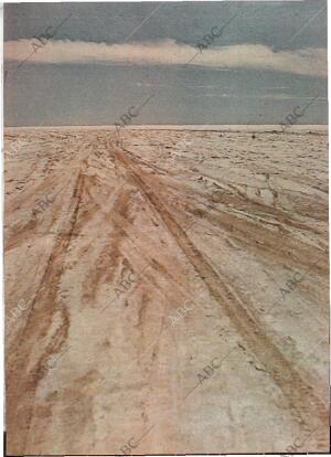 BLANCO Y NEGRO MADRID 10-08-1974 página 49