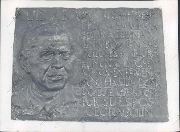 Placa para el recuerdo de Luis A. Bolin (1894-1969) por quien Fue donado el...