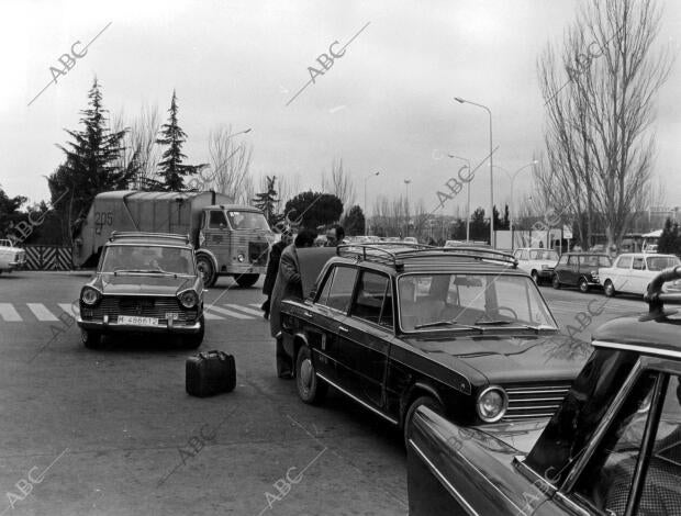 Taxis de la categoría gran turismo encargados de hacer el trayecto desde Madrid...