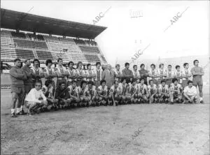 La plantilla Completa del R.C.D. español para la temporada 1975-76