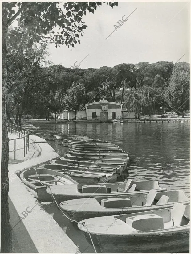 Lago de la Casa de Campo. En la imagen, el embarcadero