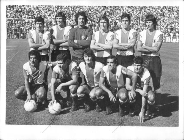 Jugadores del equipo del hércules de Alicante C.F durante la temporada del 75