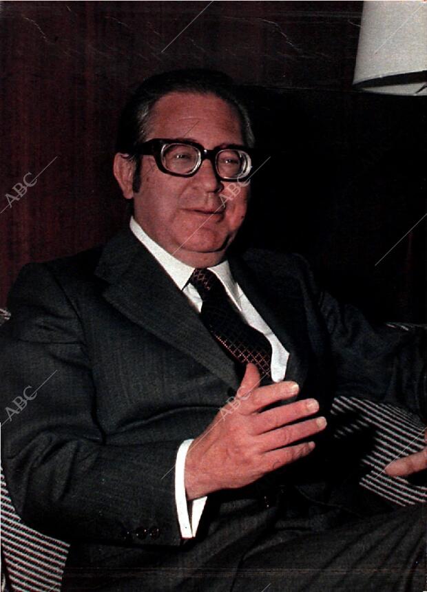 BLANCO Y NEGRO MADRID 11-10-1975 página 4