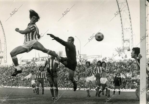 Un Betis-atlético de Madrid de la temporada 1976-1977