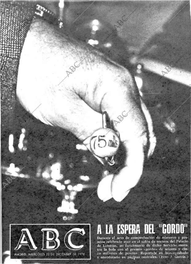 ABC MADRID 22-12-1976 página 1