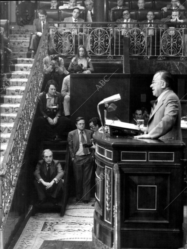 Santiago Carrillo en el congreso de los Diputados