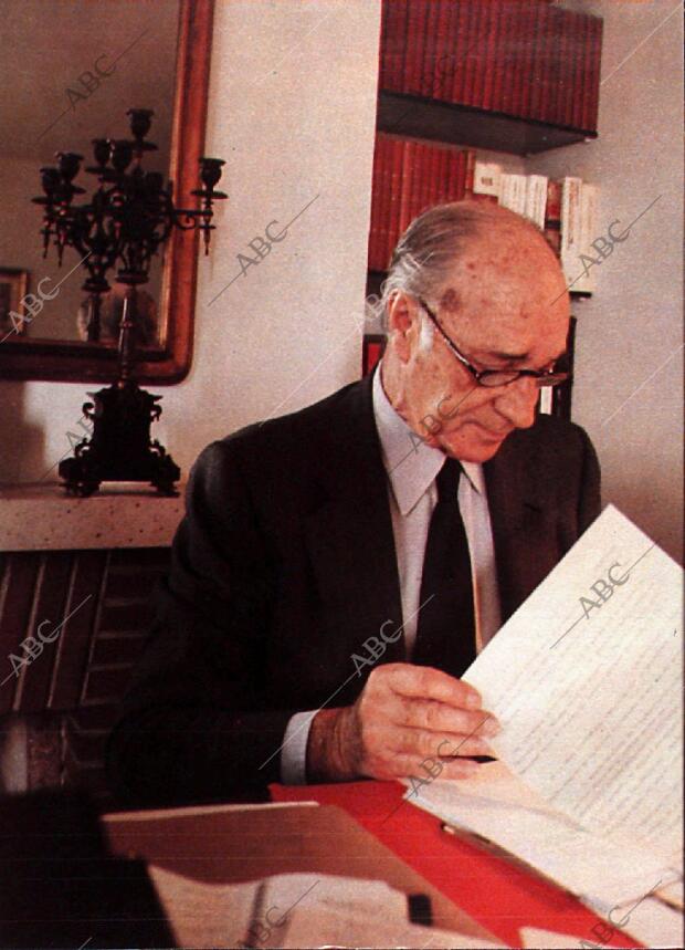 BLANCO Y NEGRO MADRID 16-11-1977 página 4