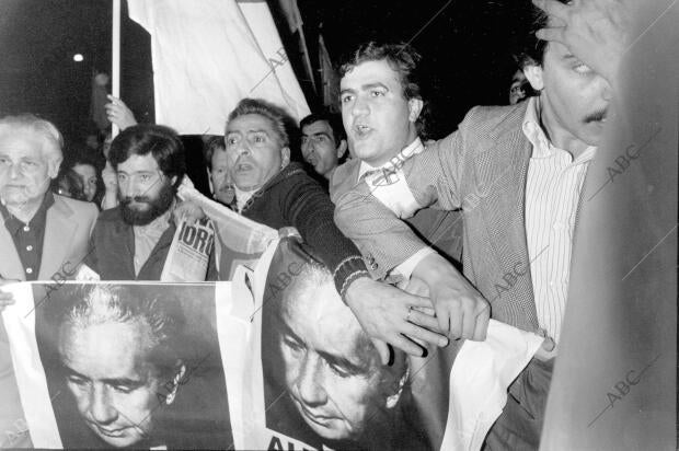 Manifestación en Roma por el asesinato de Aldo moro por las Brigadas Rojas
