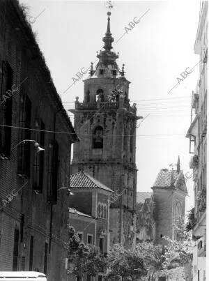 Torre y Campanario de la colegiata de Talavera de la Reina (Toledo)