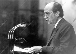 Francisco Fernández Ordóñez durante la presentación de la ley del divorcio en el...