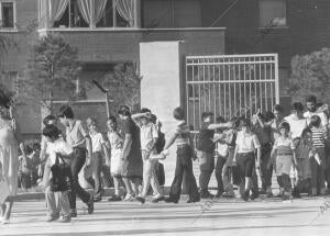 Varios escolares en la vuelta a las clases