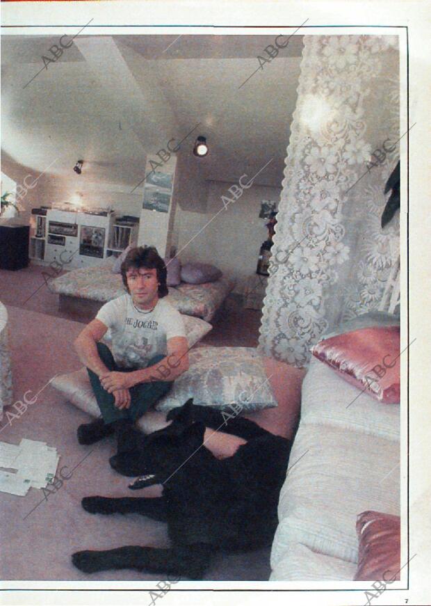 ABC MADRID 25-10-1981 página 127