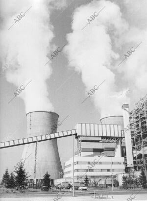 Vista de la central Termoeléctrica de Endesa en Andorra (Teruel)